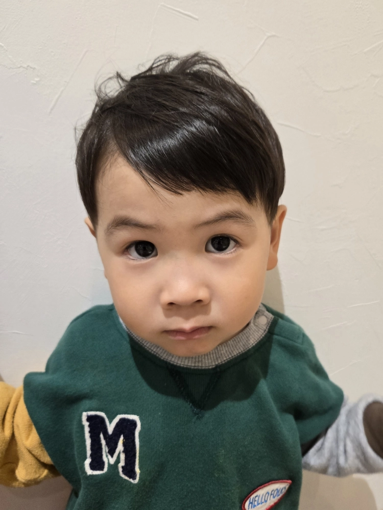 こどもの髪型　ツーブロックショート