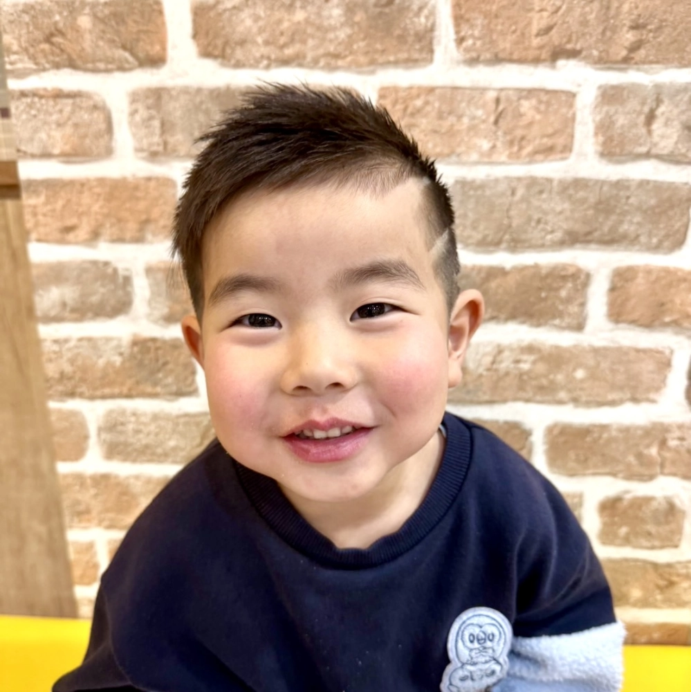 こどもの髪型　ソフトモヒカン